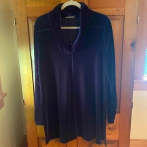 SNOWSKINS stretch velvet tunic